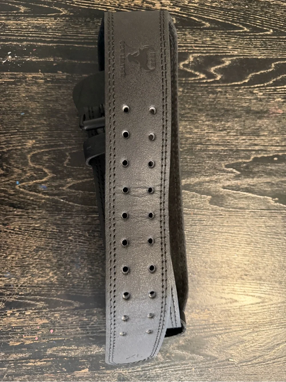Black Weightlifting Belt with Durable Buckle -